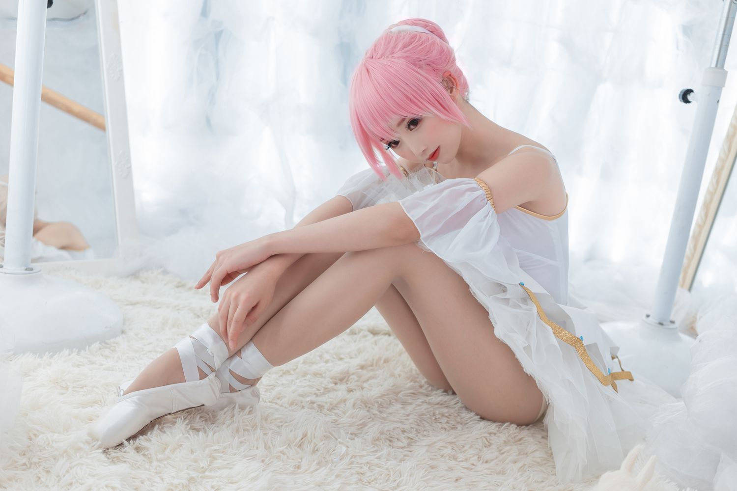 网红Coser@面饼仙儿 小圆芭蕾 在线浏览 - 速更版-艺库