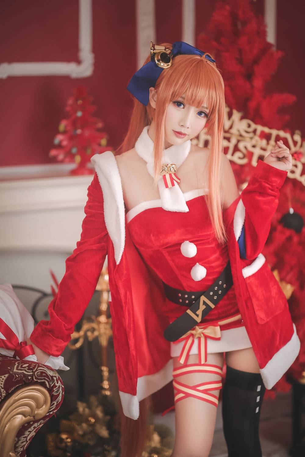 网红Coser@面饼仙儿 FAL圣诞 在线浏览 - 速更版-艺库