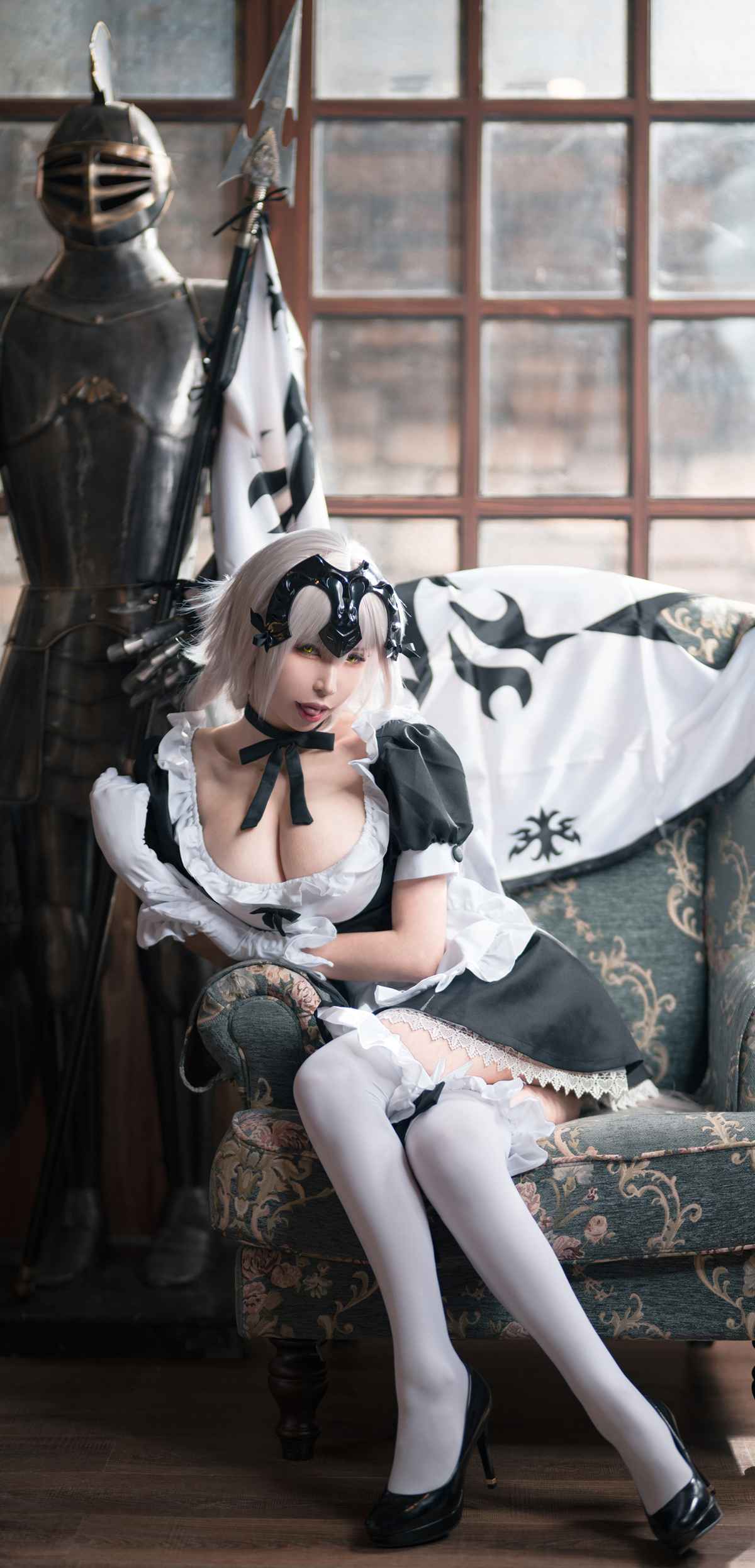 人气动漫Coser@爱老师_PhD 黑贞德 GK手办女仆 在线浏览 - 速更版-艺库